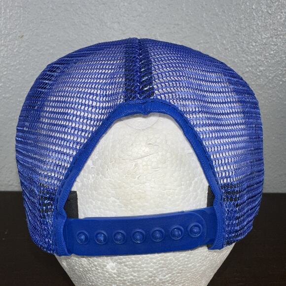 Vintage 1982 Walt Disney World Epcot Hat Cap Snap Back Blue Trucker Adjustable - Picture 3 of 7